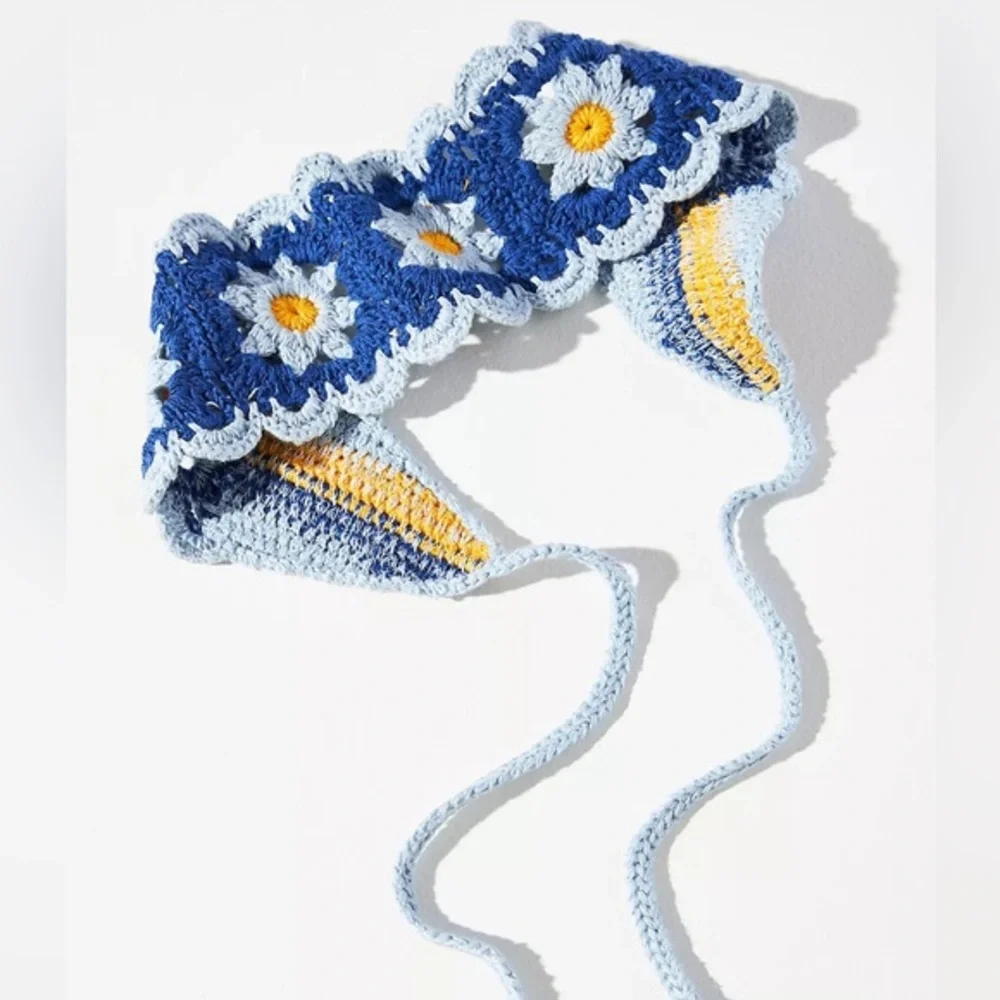Small Floral Crochet Hair Wrap